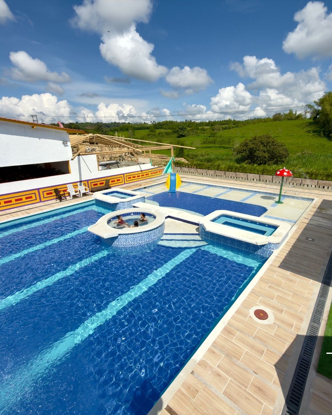 Hotel Hotel Campestre Quindío Paraíso en Montenegro, CO | Flyinn