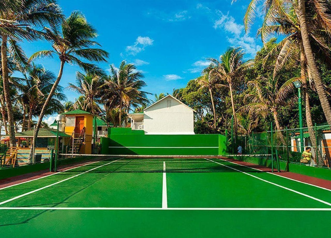 cancha-de-tenis-hotel-decamerón-San-Luis